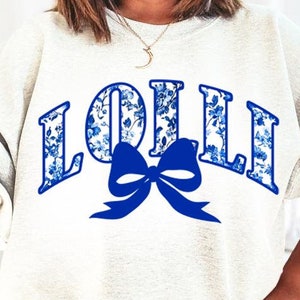 Chinoiserie Lolli PNG, Grand Millennial Coquette Bogen PNG, Preppy Chinoiserie PNG Sublimationsdesign, Lolli Blumen Toile Blau Aquarell Dtf