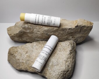 Baume à lèvre au beurre de karité et botanique 100% naturel & zéro toxicité, Baume infusé holistique nourrissant biologique et artisanal