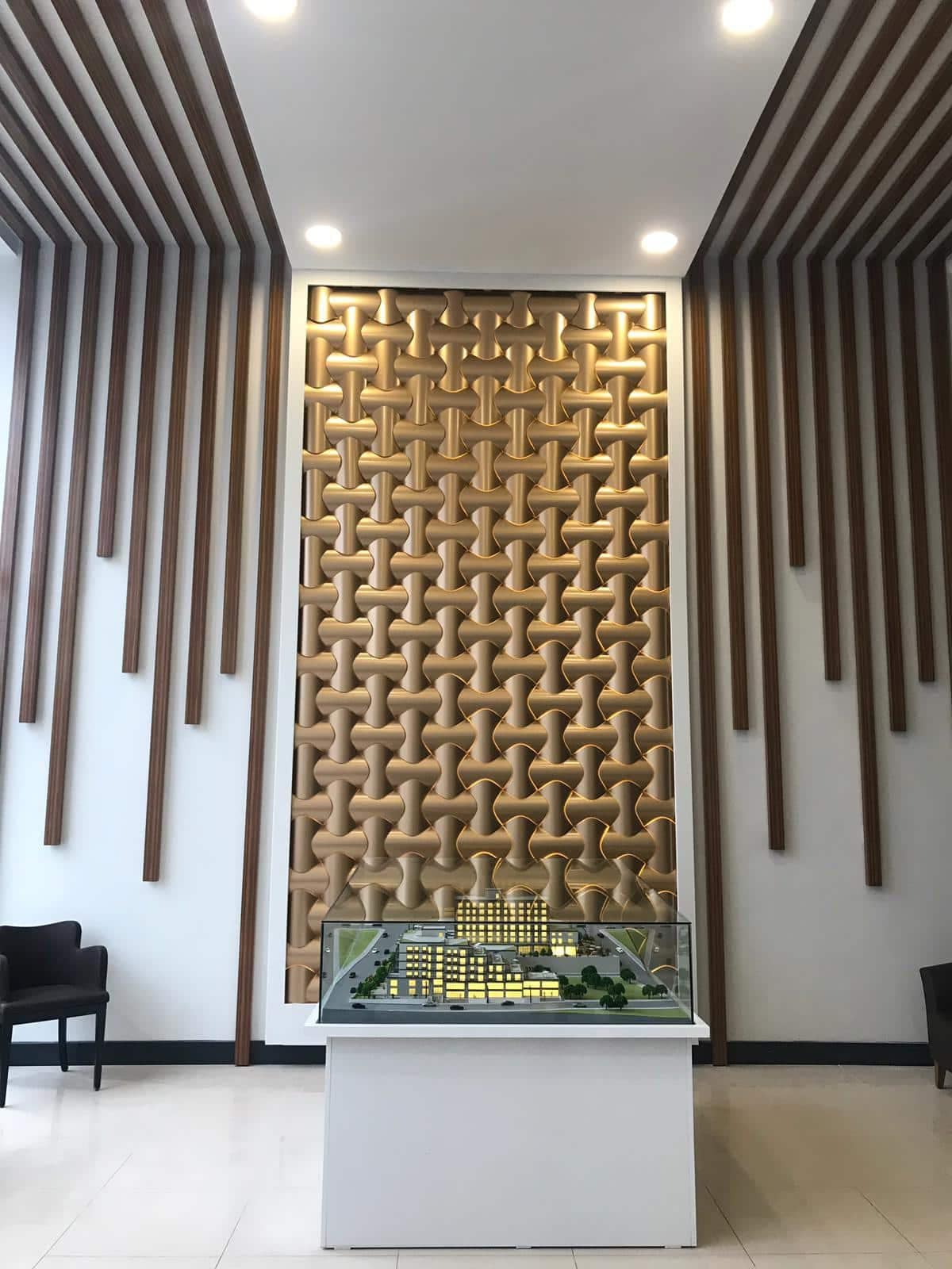 3D Wall | Spline