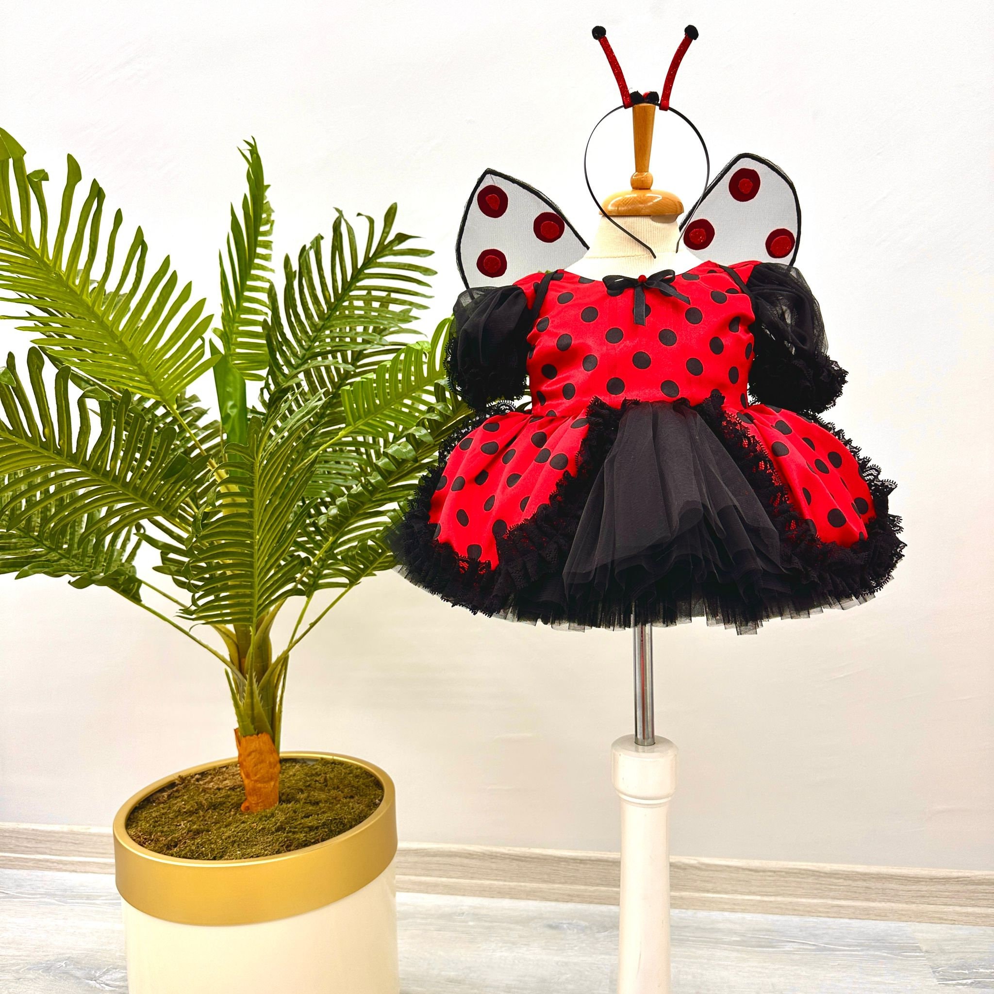 ReliParty Ladybug Costume For Girls - Dress With Mask, Wings, Wand & Hairpin For Halloween & Birthday