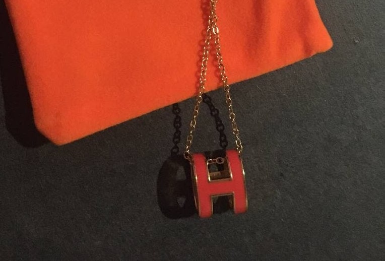 Hermes Blue Royal Pop H Pendant Necklace Choker – MAISON de LUXE