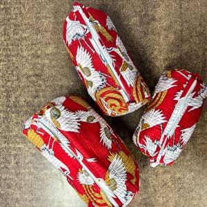 Borsa da toilette con stampa floreale fatta a mano in cotone indiano, borsa per gadget, set di 3 pezzi trapuntata, astuccio per cosmetici, borsa da viaggio