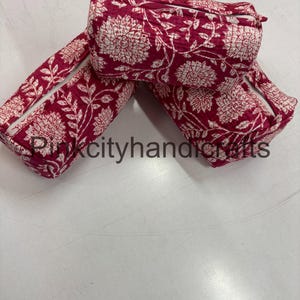 Borsa da bagno in cotone trapuntato / Borsa da toeletta / Fatta a mano / Borsa per il trucco / Regalo di Natale / Borsa per cosmetici / Stampa a blocchi / Impermeabile / Borsa da viaggio