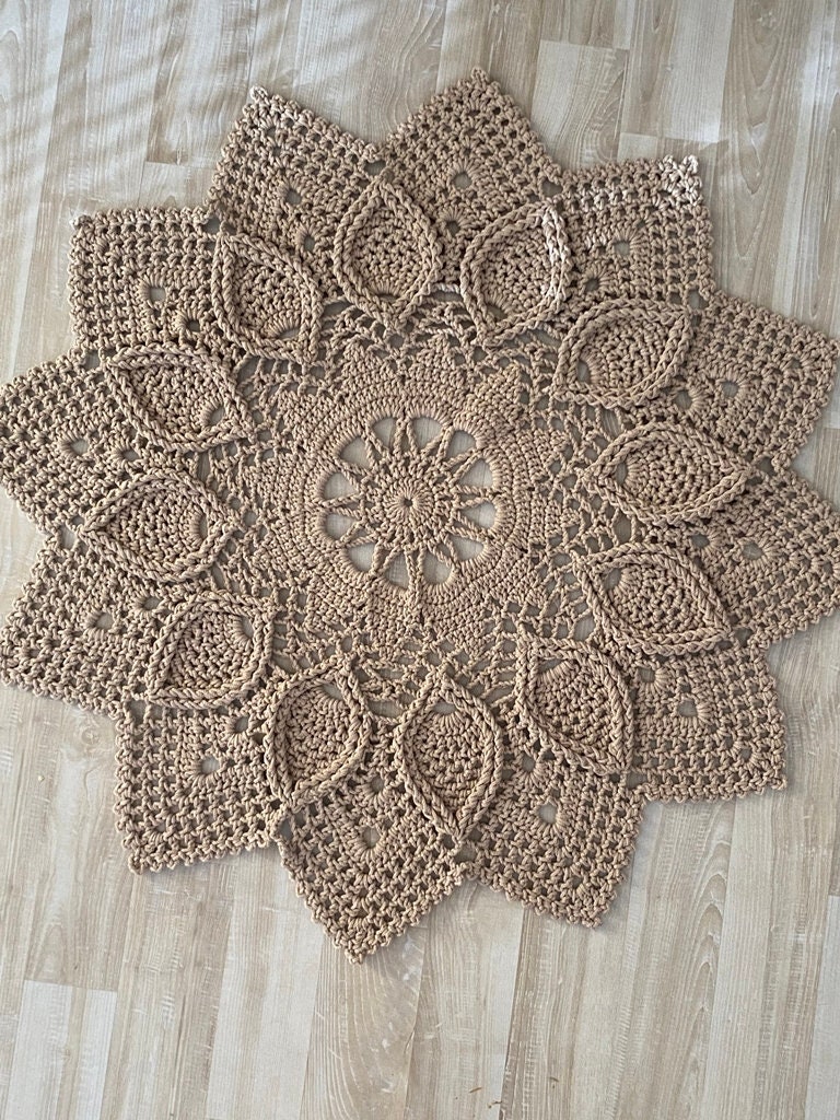 Crochet rug Knitted carpet Hand knitted rug Round Floor Rug Decorative Carpet Home Decor Mothers Day Gift Macrame Carpet Floor Rug