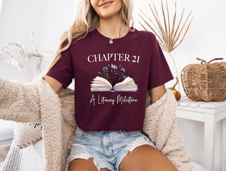 a woman wearing a t - shirt that reads,'a library matters '
