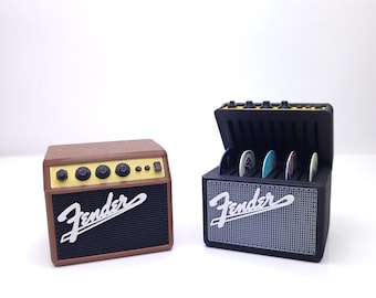 A unique case for mediators in the form of a Fender amplifier ||| with a capacity of 9 mediators ||| a unique gift for the guitarist |||
