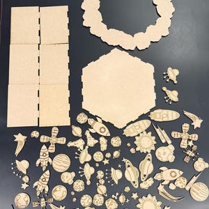 DIY Deep Space Diorama Art Kit: Precut Space Pieces & Battery Operated ...