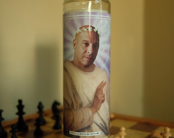 Saint Vin Diesel Gebetskerze: Duftendes veganes Sojawachs, handgemacht