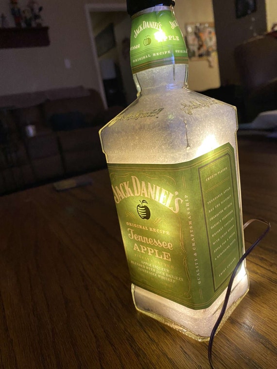 Jack Daniel's Tennessee Apple Whiskey Gift Set with Glass