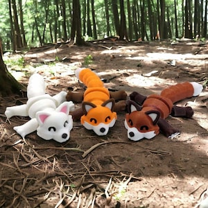 Articulated Fox – 3D Printed Woodland Animal Figure (Red, Orange, Arctic White)