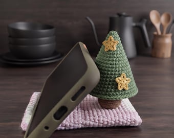 Crochet Tree Phone Stand, Handmade Tree Phone Holder, Cute Yarn Desk Decor, Nature Inspired Phone Rest, Unique Handmade Gift for Her