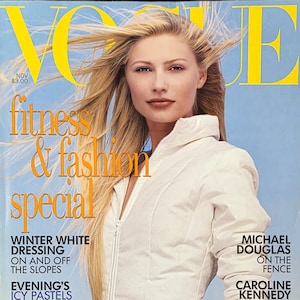 1995 Vogue Magazine - Etsy