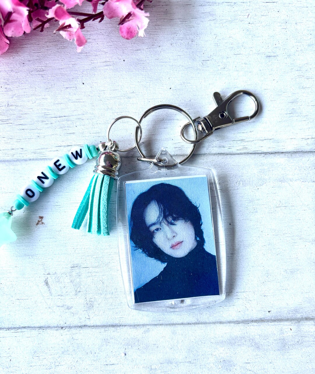 Concert Keychain SHINEE ONEW Photo Keychain Concert Wear Present Gift Purse Charm - Etsy