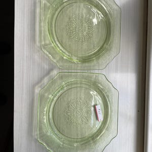 Vintage Uran/Vaselinglas Teller, 2er Set