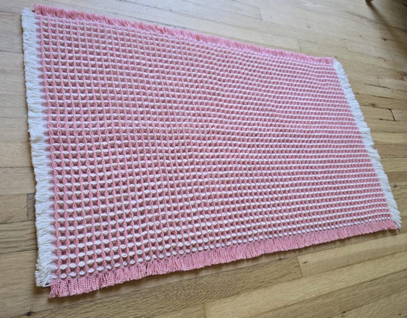 SHIMOH Wafel Badmat, Superabsorberende Antislip Badmat voor Badkamervloer, Machinewasbare Badkamermat met Kwastjes, Rubberen Achterkant Pink/White