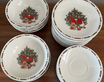Ten Strawberry Street O' Christmas Tree Pattern Set of 10