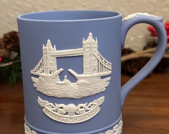 Wedgewood Jasperware Christmas Mug 1975 4.5”