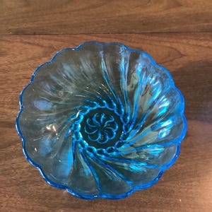 Serving Bowl Vintage Hazel Atlas Glass Capri Azure Blue Turquoise Swirl