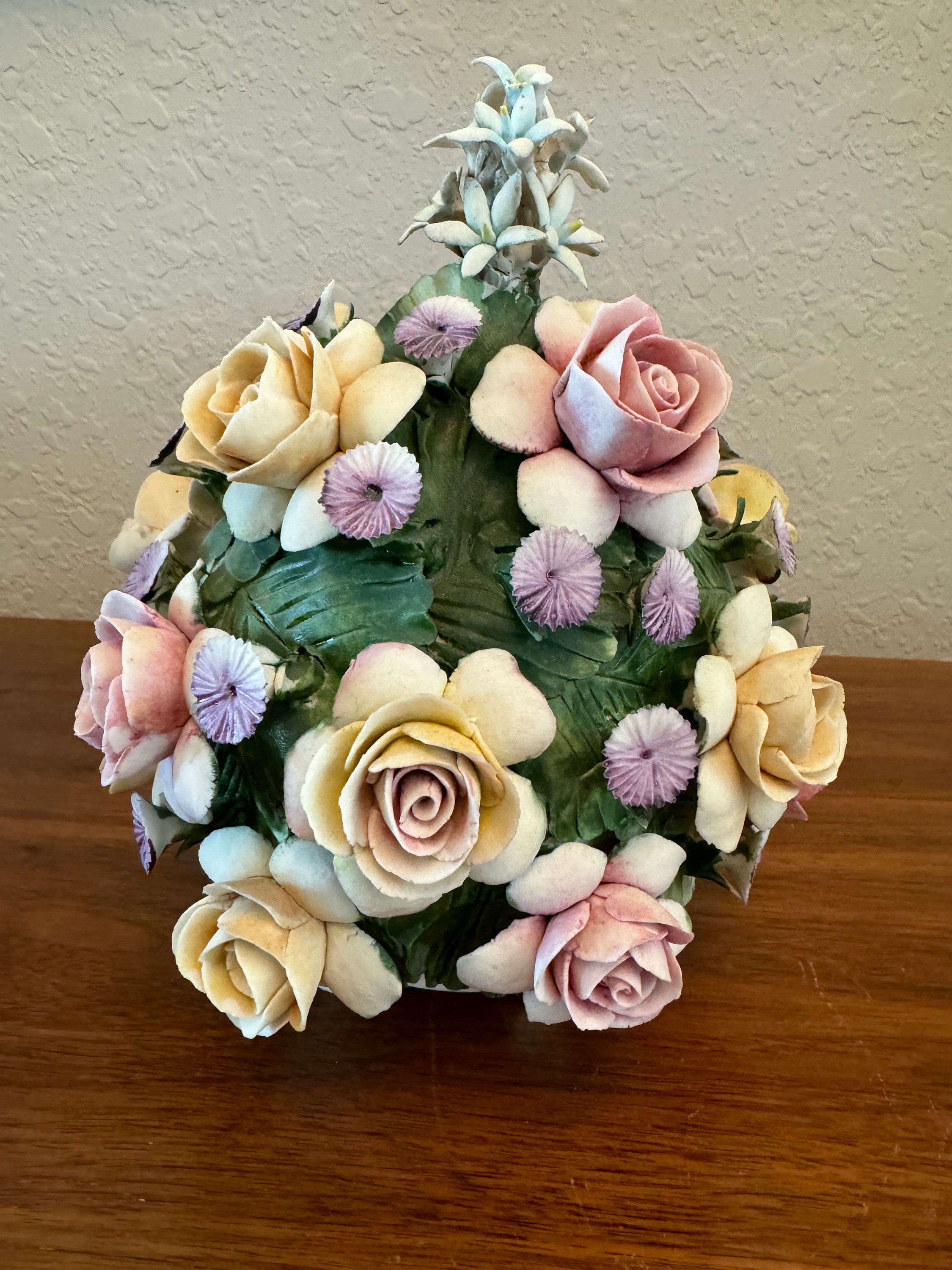 イタリア製 カポディモンテ磁花 ローズ 置物 バラ ナポリ アレンジフラワー 楽天市場】イタリア製 輸入雑貨 カポディモンテ焼き 磁花 本物 ローズ