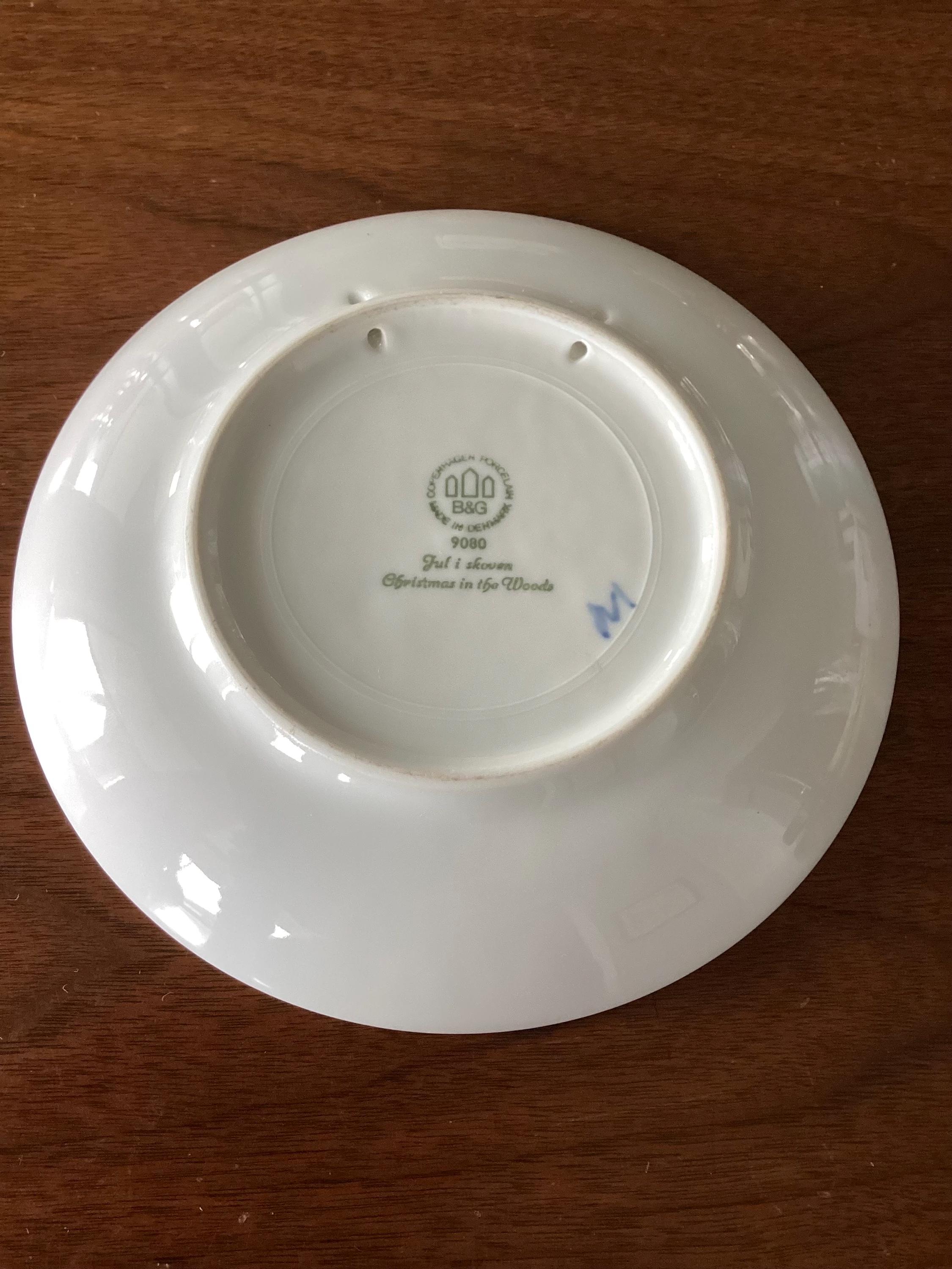 Collectible Bing & Grondahl Porcelain Plate 1980 Christmas in the