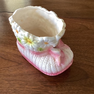 Relpo ceramic baby bootie nursery decor