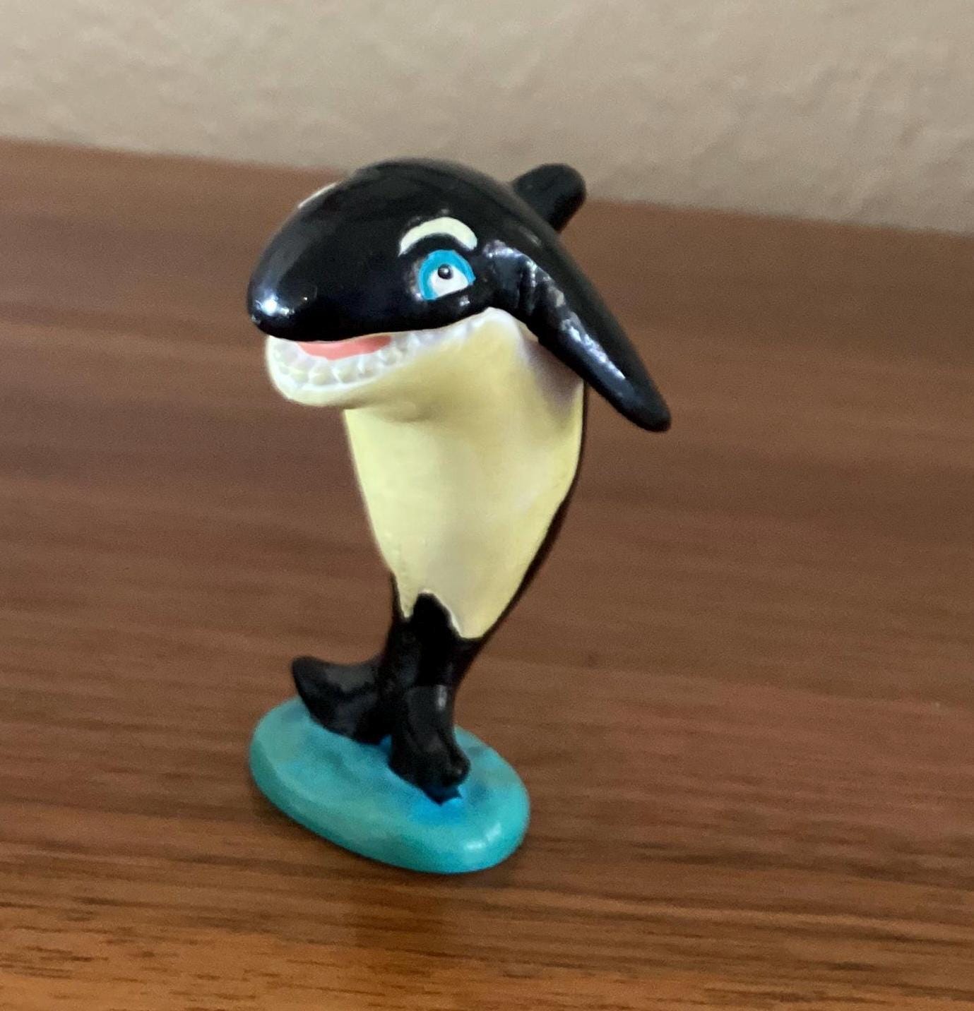 1987 Killer Whale Smiling Shamu Figurine - Etsy