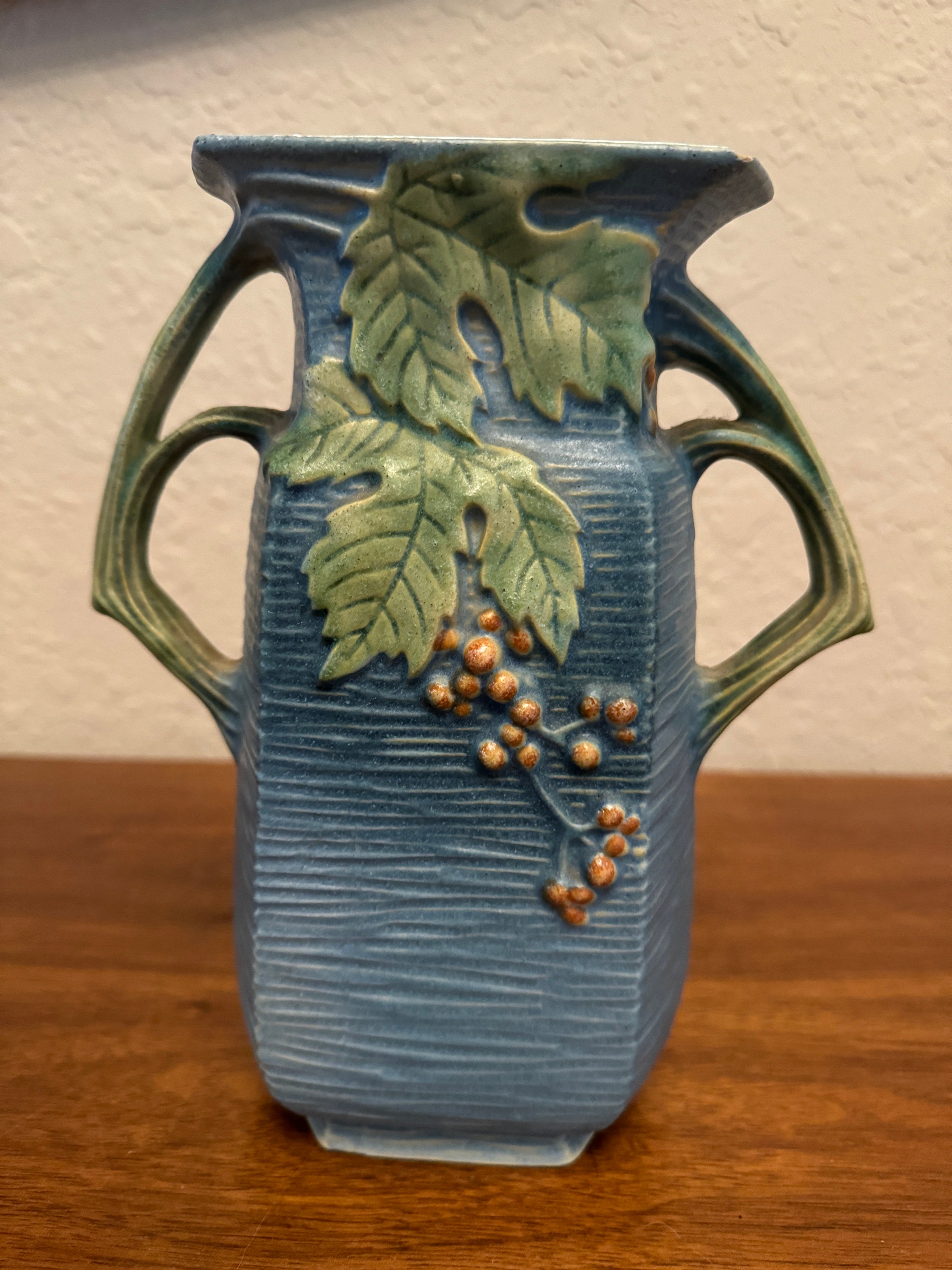 Roseville Bushberry Vase 8.25 Etsy