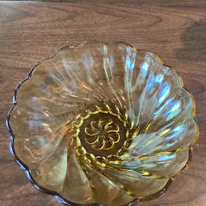 1950s Hazel Atlas Yellow Amber Swirl Glass Fruit Bowl