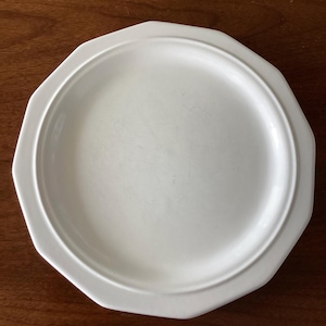 Pfaltzgraff Heritage White Dinner Plates