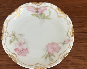 Limoge by Haviland Schleiger 39D Butter Pat 3”