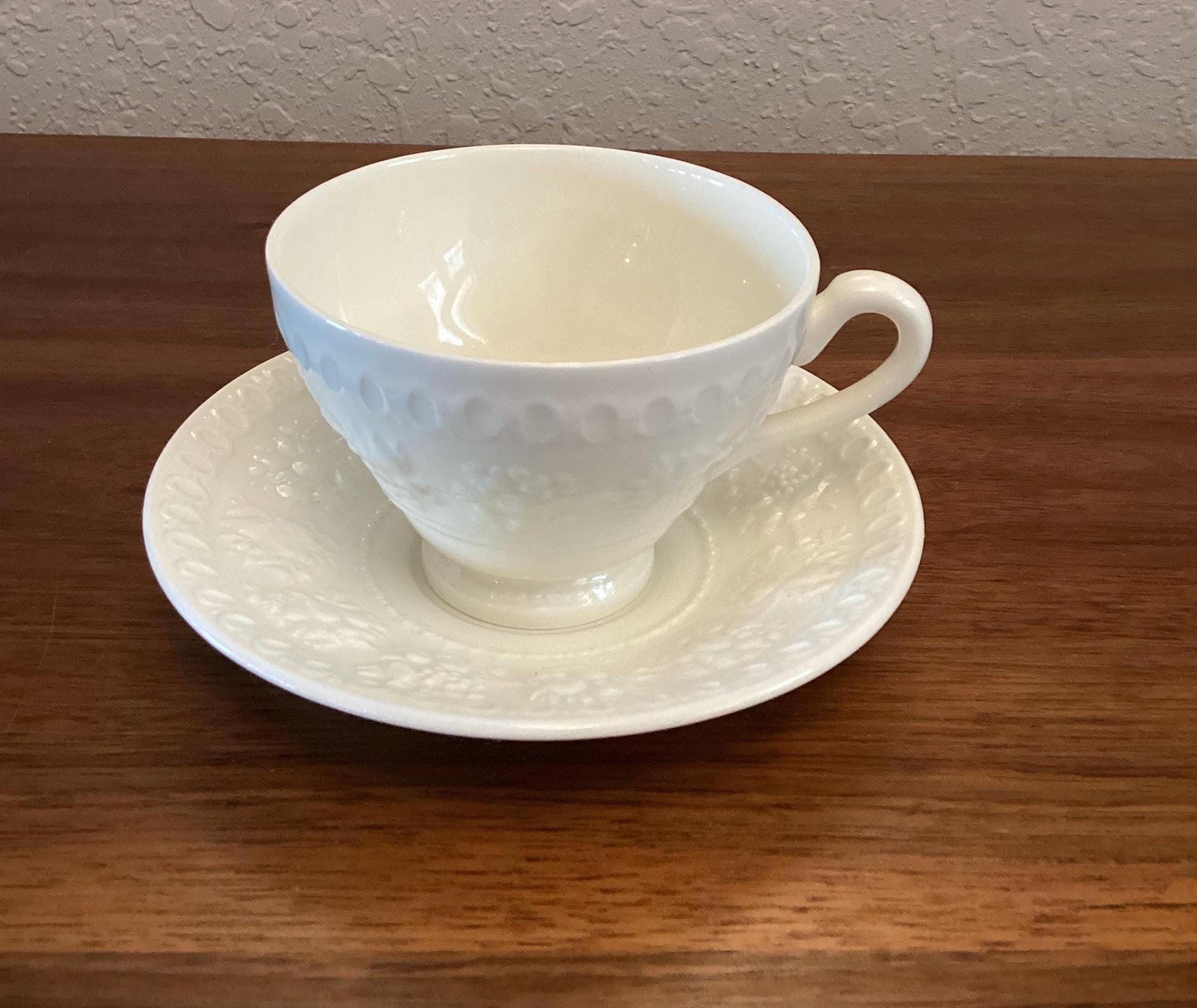 Wedgwood Wellesley Etruria and Barlaston Creamware Ivory Tea Cup