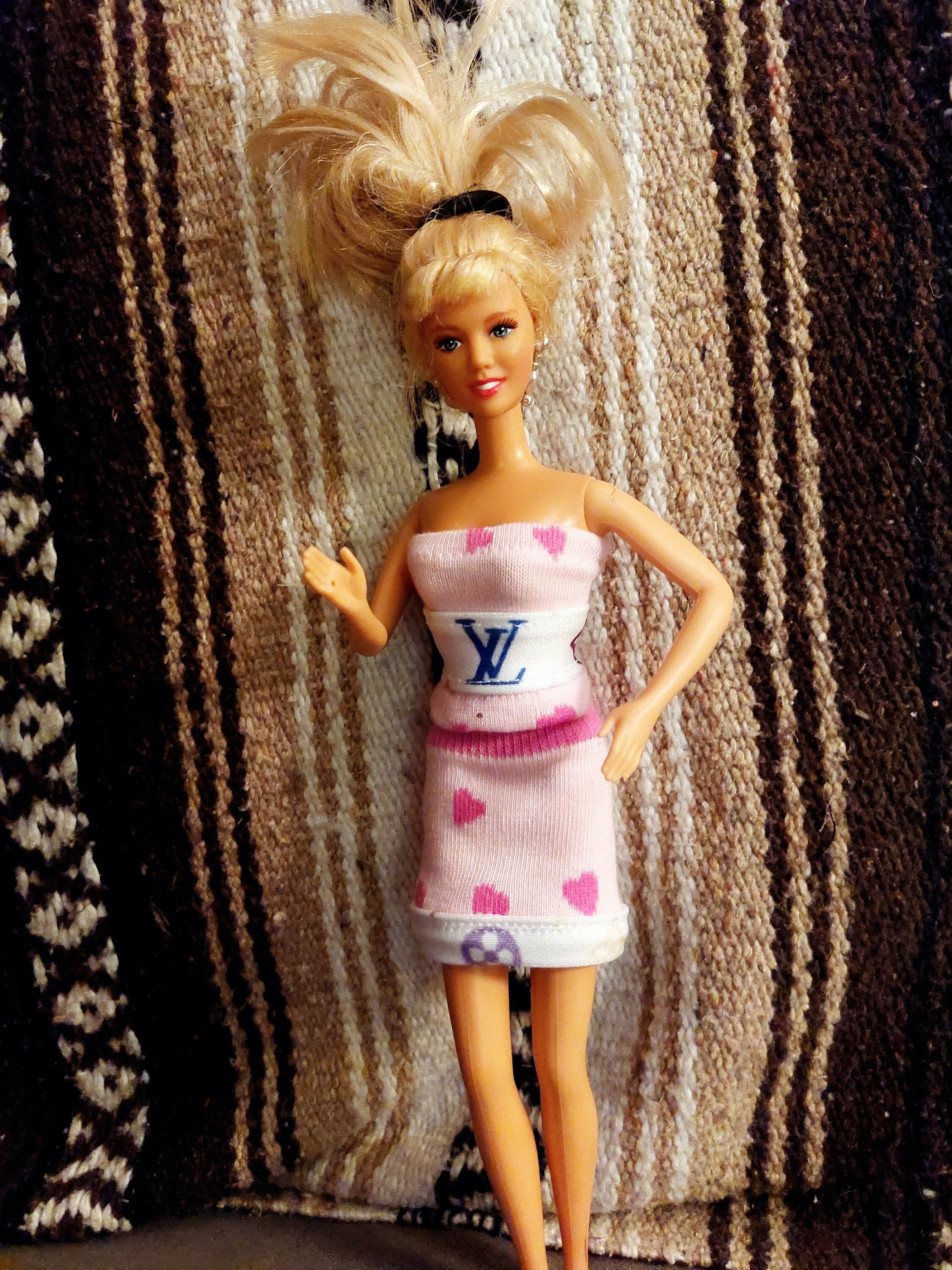 32 Barbie - Louis Vuitton Mins ideas  barbie, fashion dolls, barbie fashion