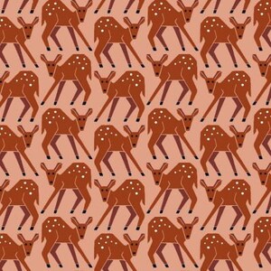 Puede incluir: Un patrón sin costuras que presenta un diseño repetitivo de ciervos marrones con manchas blancas sobre un fondo rosa claro.