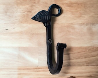 Iron Forged Leaf Wall Hooks (Set of 4): Rustic Home Decor Storage