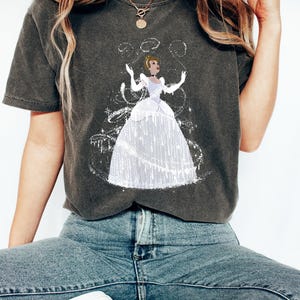 Chemise Cendrillon Disney Comfort Colors, chemise princesse Walt Disney, chemise princesse Cendrillon, chemise Gus Cendrillon, chemises Disneyworld