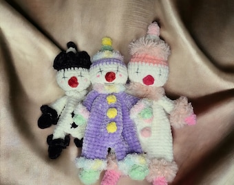 NO-SEW PATTERN: Pierrot Clown Lovey