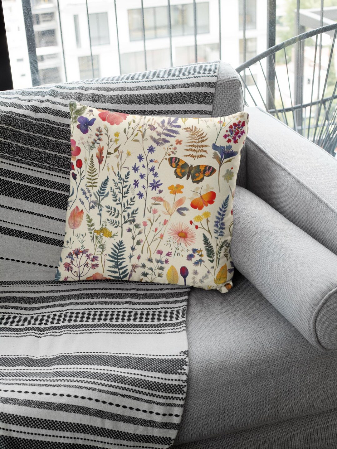 〜＊アンティーク風　クッションアレンジ＊〜 プフ クッション オットマン スツール オールドキリム風 正方形 約 W