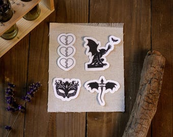 Haft metodą Stick and Stitch: inspirowany Czwartym Skrzydłem, rozpuszczalny w wodzie (3 x 7 cm)
