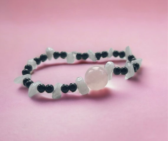 Kotodama and shikon quartz Jewel Bracelet: Made with Genuine Pink Rose Quartz, Agate, and Snow Quartz. With free shards