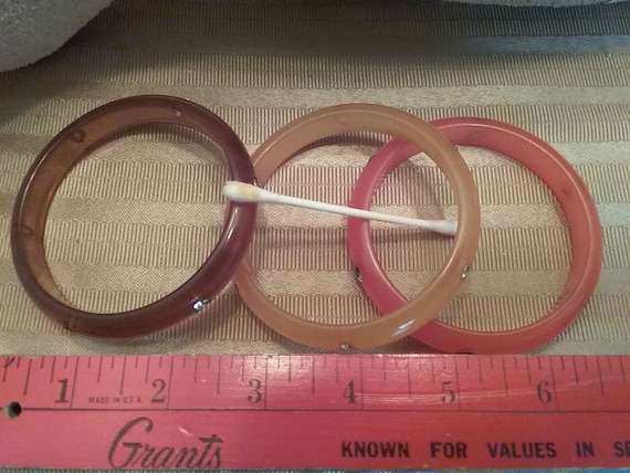 Bakelite bangles,  set of 3 - image 3