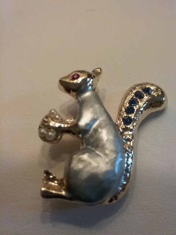Squirrel brooch pin times 2 - image 3