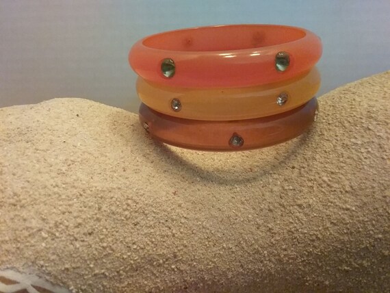 Bakelite bangles,  set of 3 - image 4