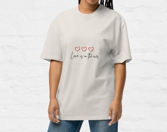 Camiseta gráfica extragrande: Camiseta de algodón cardado desteñido con cuello redondo para mujer