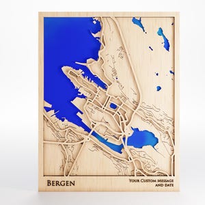 Bergen Holzkarte - Benutzerdefinierte Nachricht - Laser geschnitten - inklusive Rahmen