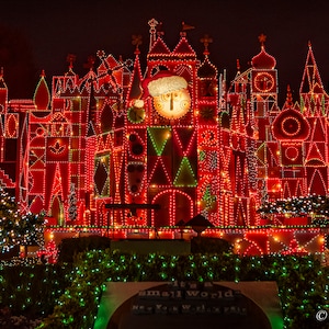 A Small World Hoilday