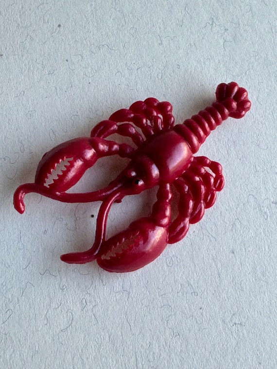 Vintage 1950s red plastic lobster pin jewelry broo