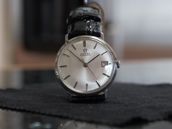 Omega cal 562 history sale