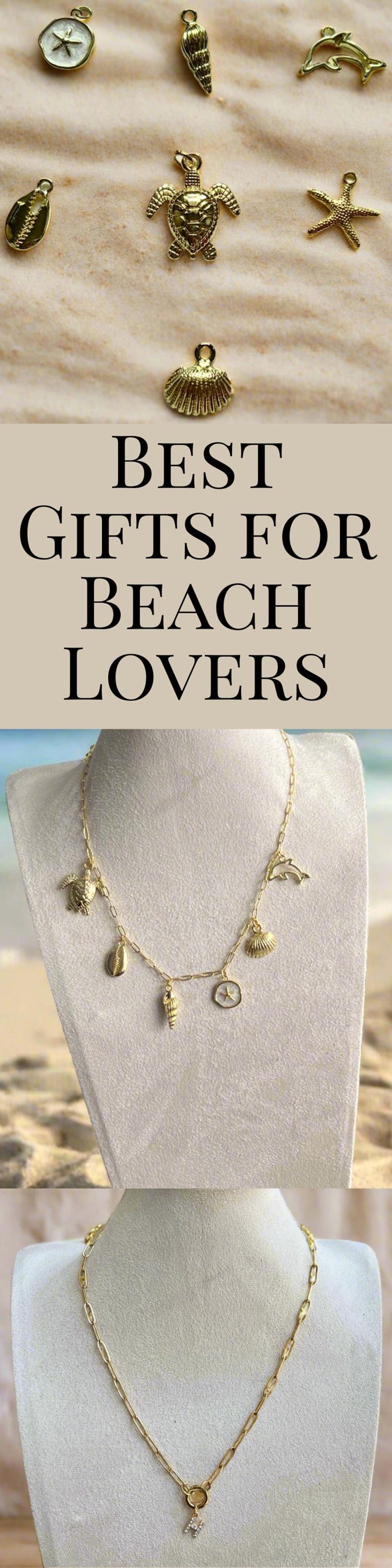 Puede incluir: Collar dorado con colgantes tem&aacute;ticos de playa, incluyendo una estrella de mar, una concha, una tortuga y un delf&iacute;n. El collar se exhibe en un maniqu&iacute;. Tambi&eacute;n se ve el texto "BEST GIFTS FOR BEACH LOVERS".
