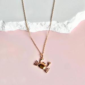Cancer Sign Necklace Gold Crab Necklace Cancer Zodiac Pendant Summer Jewelry for Women Gold Beach Vacation Necklace Birthday Present July