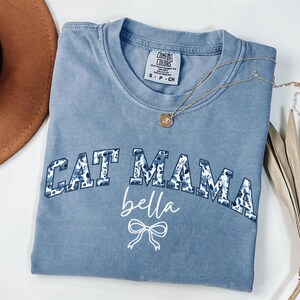 Cat Mama Comfort Colors® Shirt, Cat Mama Tshirt, Cute Cat Shirt, Cat Mom Shirt, Cat Mom Tshirt, Cat Lover Gift, Cat Tshirt, Cat Mom Tee